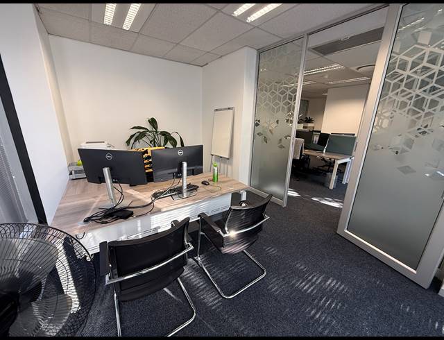 251M² OFFICE TO LET IN ROSEBANK